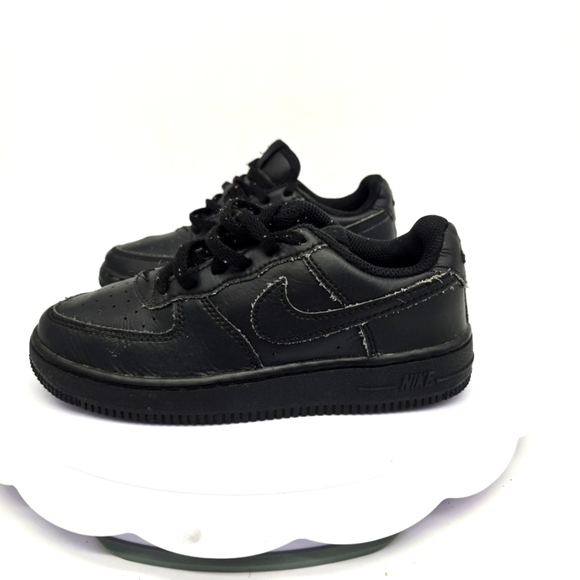 Nike Shoe Youth 13 C Air Force 1 Low Triple Black Sneakers 314193-009 - Picture 1 of 7